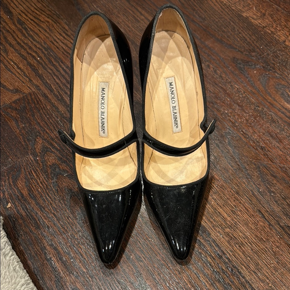 Manolo Blahnik Black Mary Jane Classic Elegance